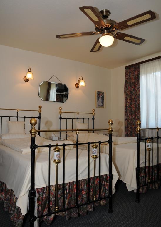 Hotel Admiral Wiesbaden Quarto foto